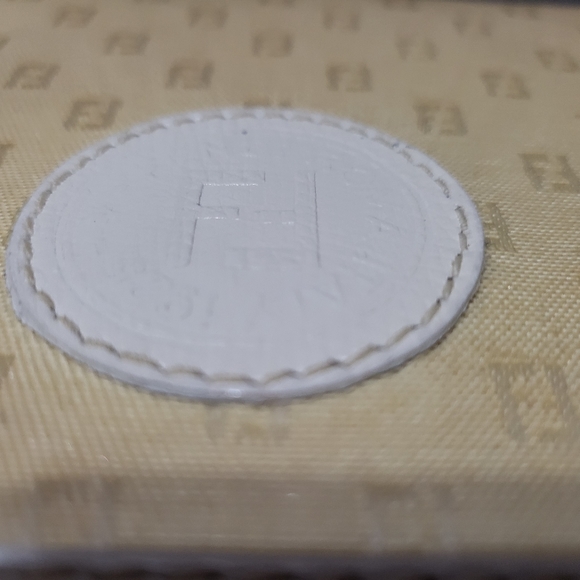 Vintage fendi bag. - Picture 3 of 8